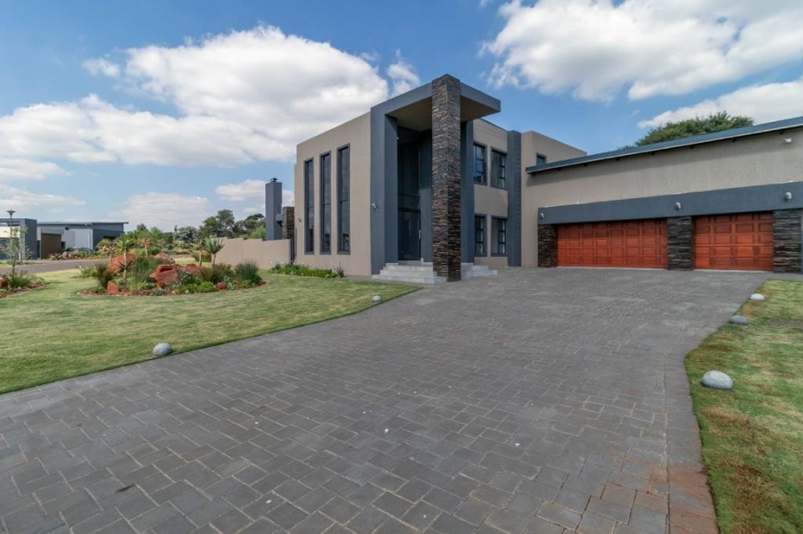 5 Bedroom Property for Sale in Eye of Africa Gauteng