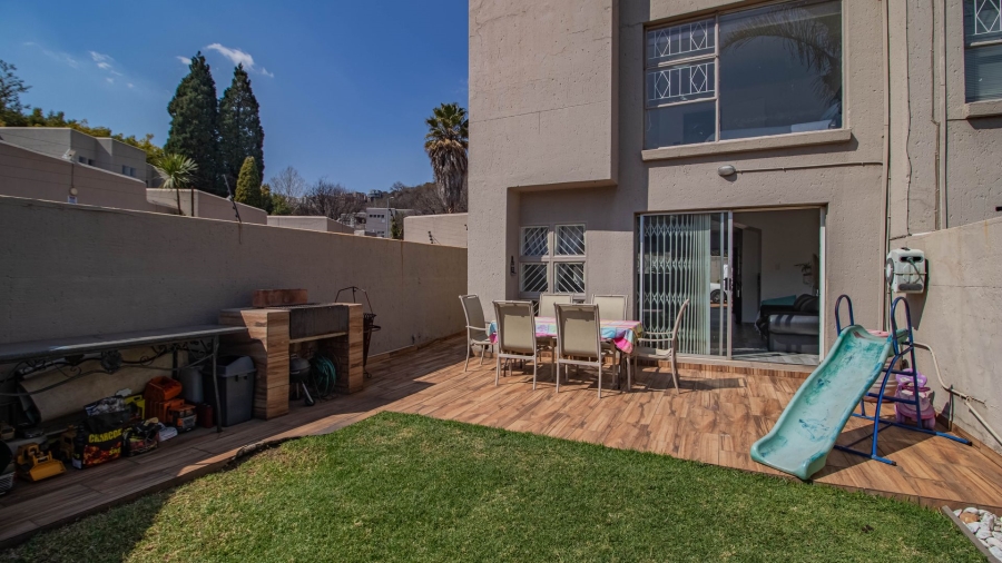 2 Bedroom Property for Sale in Bassonia Gauteng