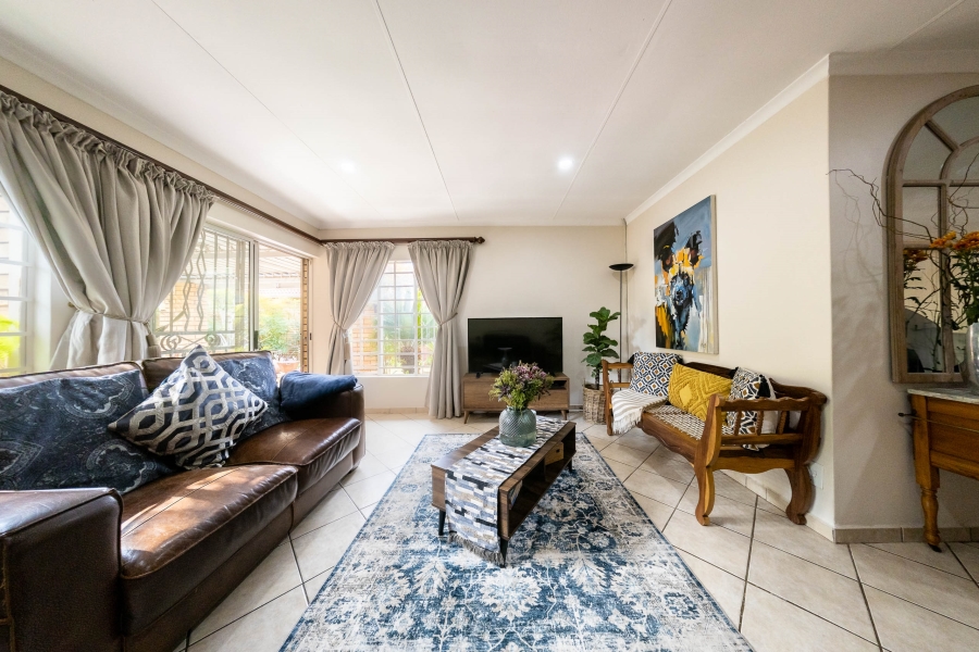 3 Bedroom Property for Sale in Eldoraigne Gauteng