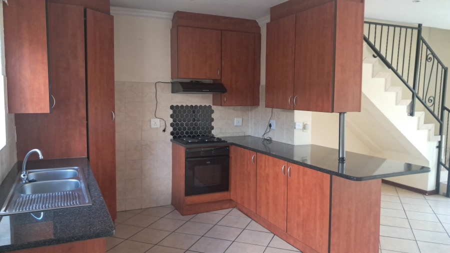 2 Bedroom Property for Sale in Willow Park Manor Gauteng