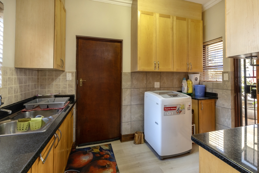 3 Bedroom Property for Sale in Six Fountains Residential Estate Gauteng