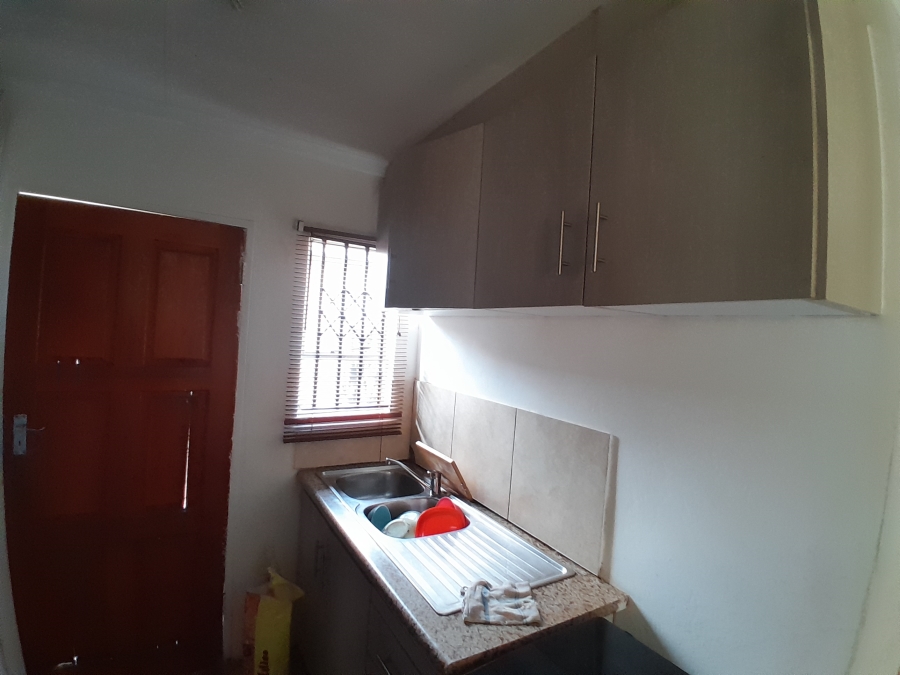 2 Bedroom Property for Sale in Bram Fischerville Gauteng