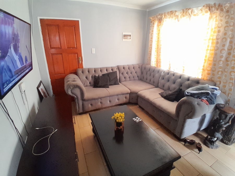 2 Bedroom Property for Sale in Bram Fischerville Gauteng
