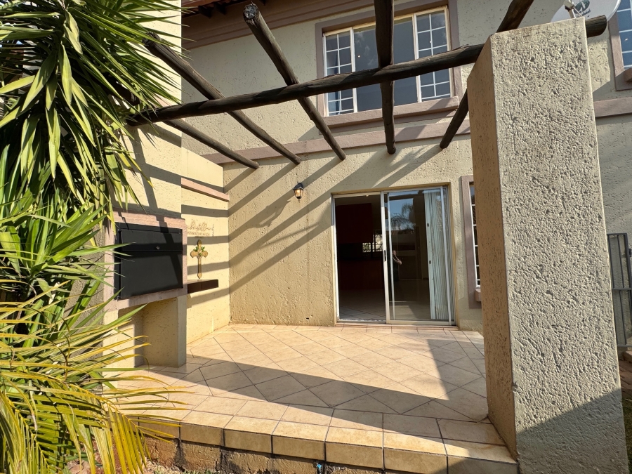 3 Bedroom Property for Sale in Annlin Gauteng