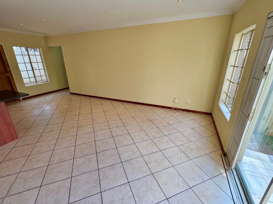 3 Bedroom Property for Sale in Annlin Gauteng