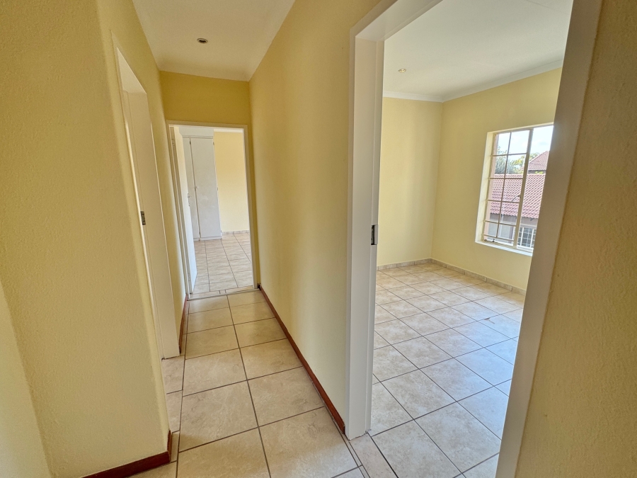 3 Bedroom Property for Sale in Annlin Gauteng