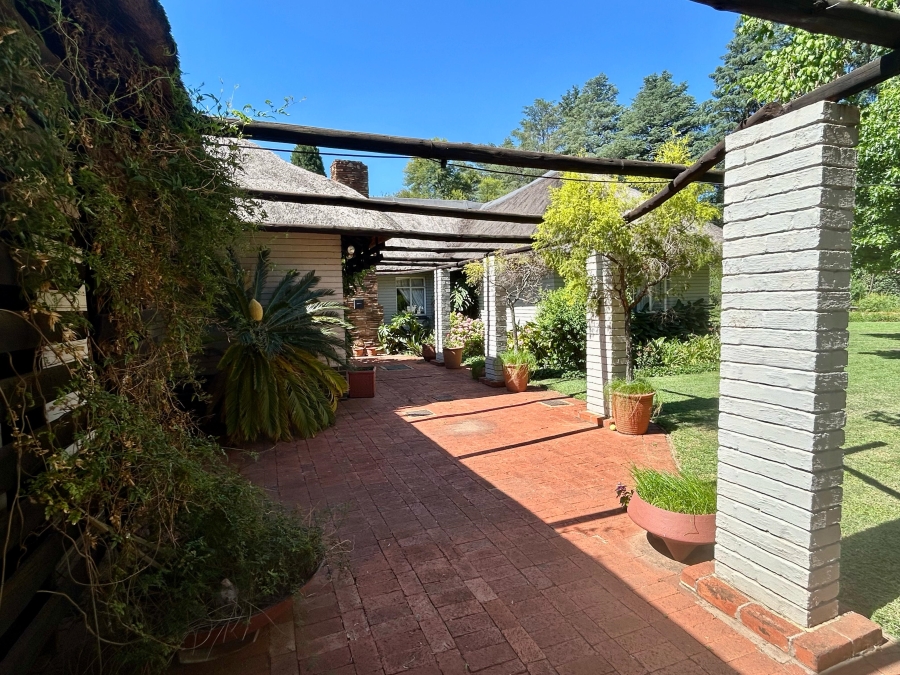 5 Bedroom Property for Sale in Clubview Gauteng