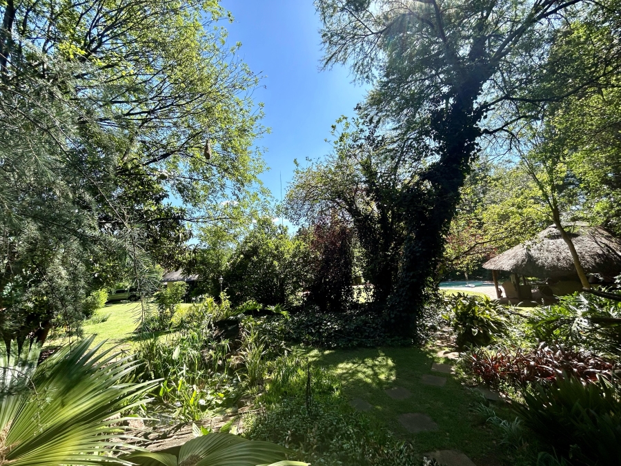 5 Bedroom Property for Sale in Clubview Gauteng