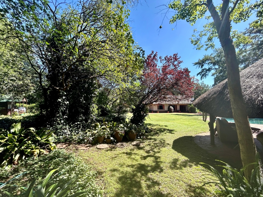 5 Bedroom Property for Sale in Clubview Gauteng