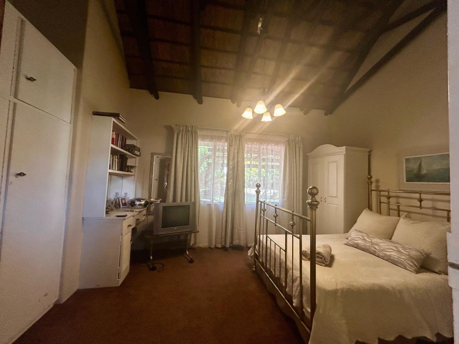 5 Bedroom Property for Sale in Clubview Gauteng