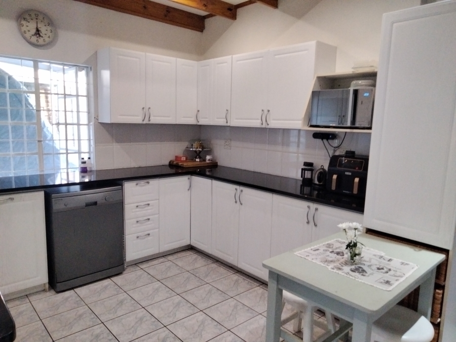 3 Bedroom Property for Sale in Monument Gauteng