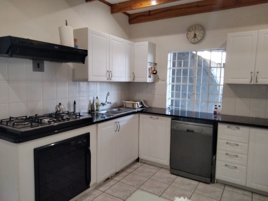 3 Bedroom Property for Sale in Monument Gauteng
