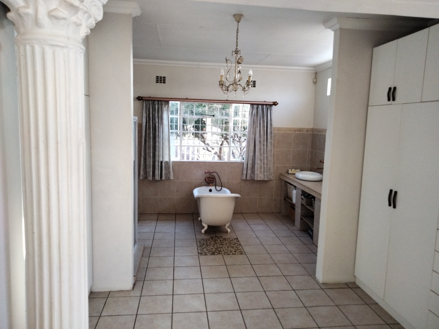3 Bedroom Property for Sale in Monument Gauteng