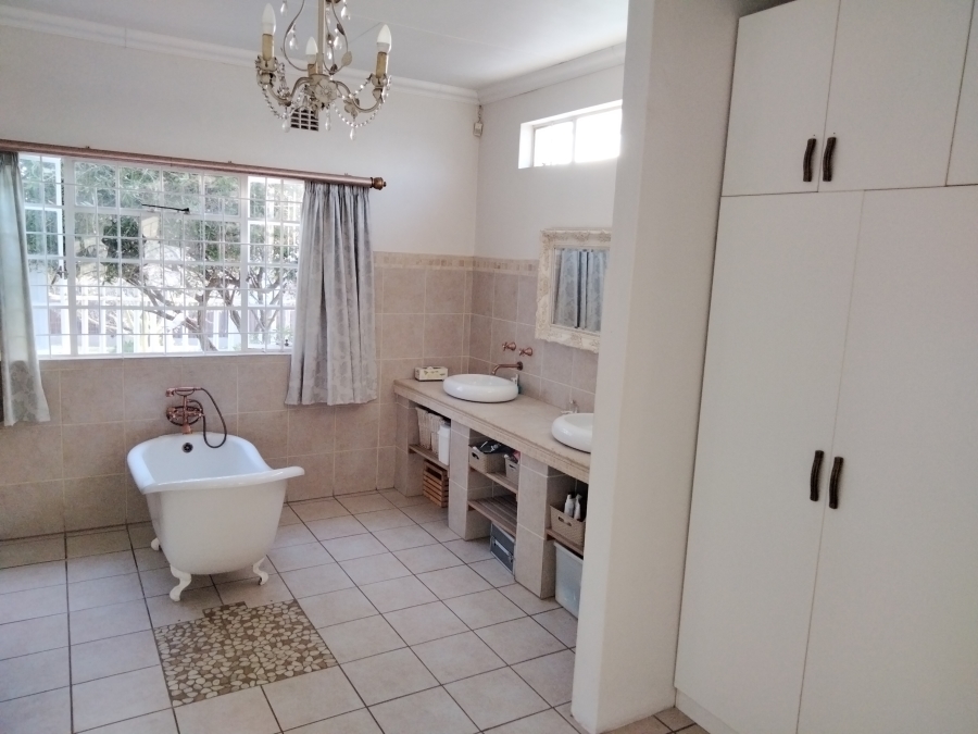 3 Bedroom Property for Sale in Monument Gauteng