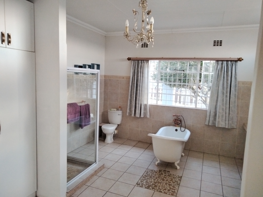 3 Bedroom Property for Sale in Monument Gauteng