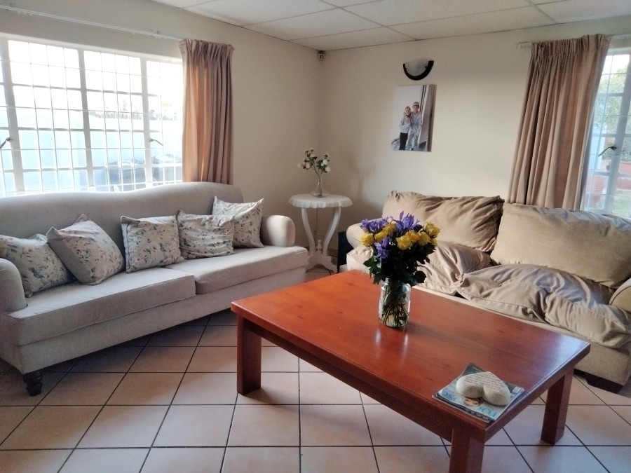 3 Bedroom Property for Sale in Monument Gauteng
