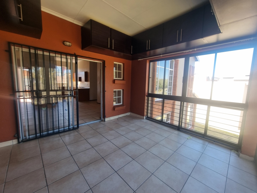 2 Bedroom Property for Sale in Honeydew Gauteng