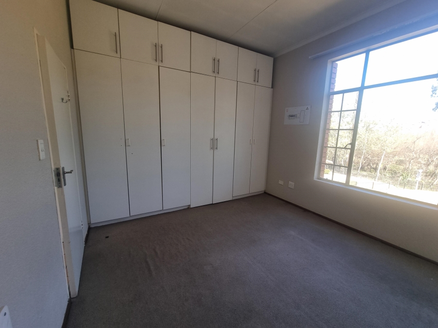 2 Bedroom Property for Sale in Honeydew Gauteng