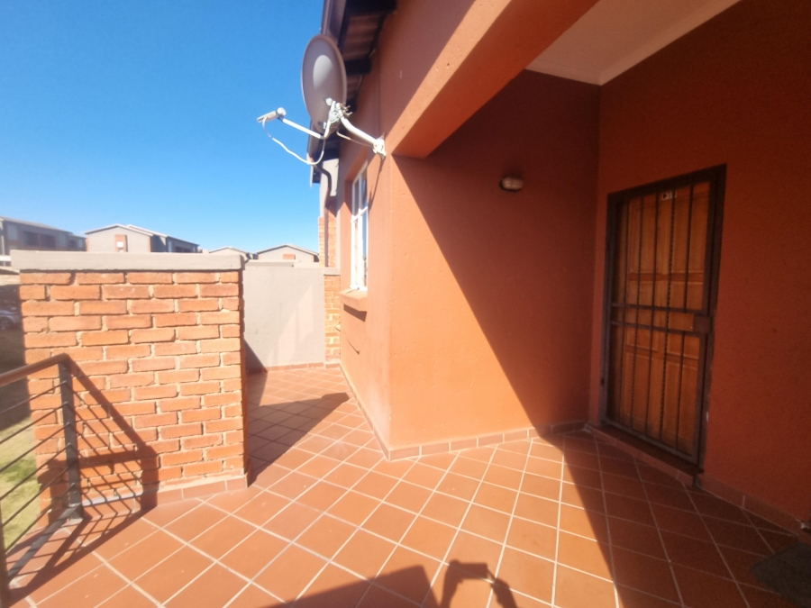 2 Bedroom Property for Sale in Honeydew Gauteng