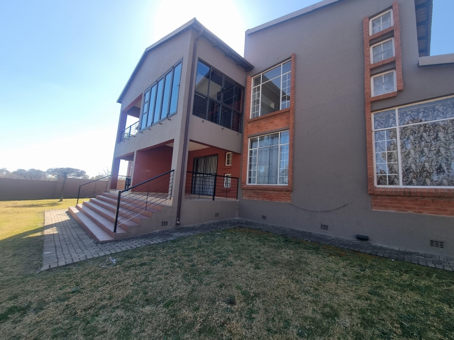 2 Bedroom Property for Sale in Honeydew Gauteng