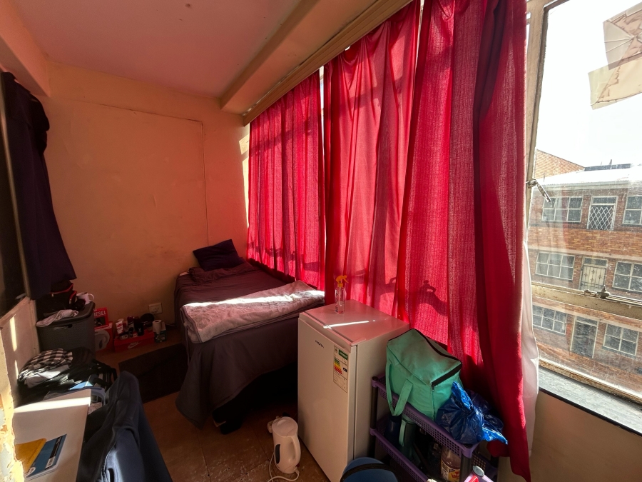 2 Bedroom Property for Sale in Sunnyside Gauteng