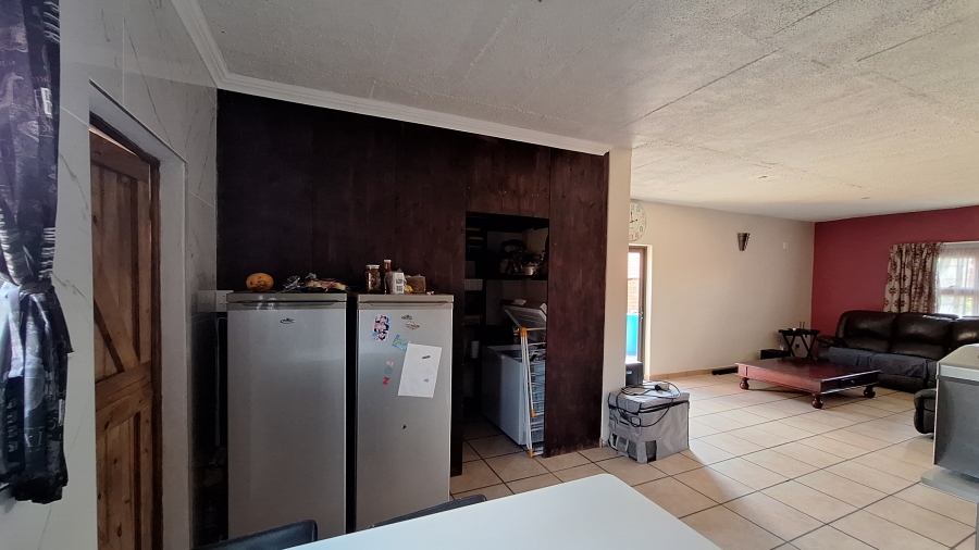 3 Bedroom Property for Sale in Thatchfield Estate Gauteng
