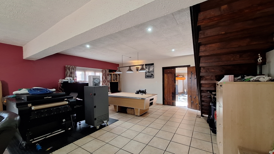 3 Bedroom Property for Sale in Thatchfield Estate Gauteng