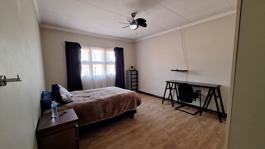 3 Bedroom Property for Sale in Thatchfield Estate Gauteng