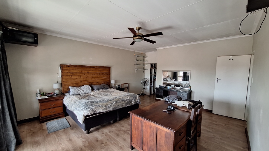 3 Bedroom Property for Sale in Thatchfield Estate Gauteng