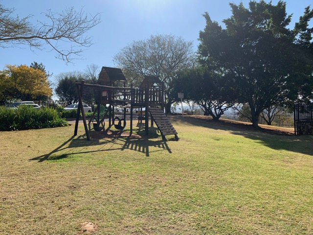 2 Bedroom Property for Sale in La Montagne Gauteng