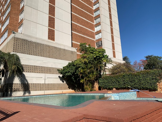 2 Bedroom Property for Sale in La Montagne Gauteng