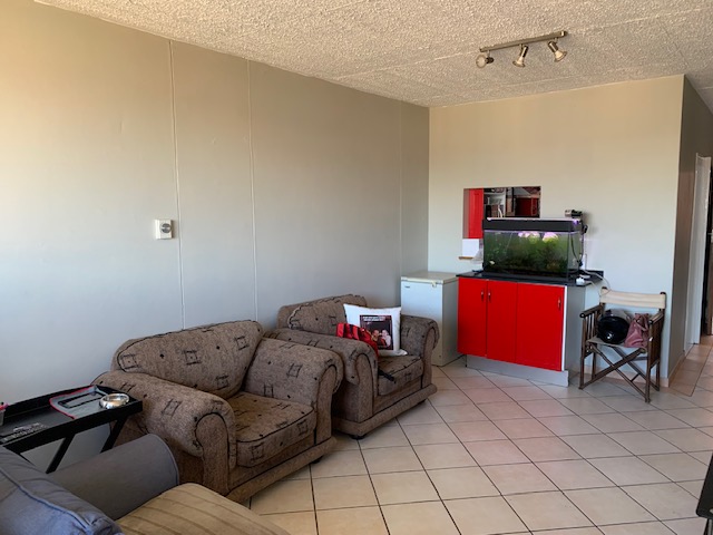 2 Bedroom Property for Sale in La Montagne Gauteng