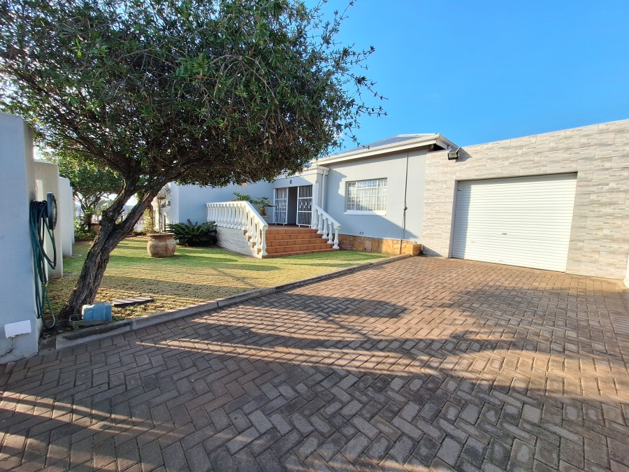 3 Bedroom Property for Sale in Monument Gauteng