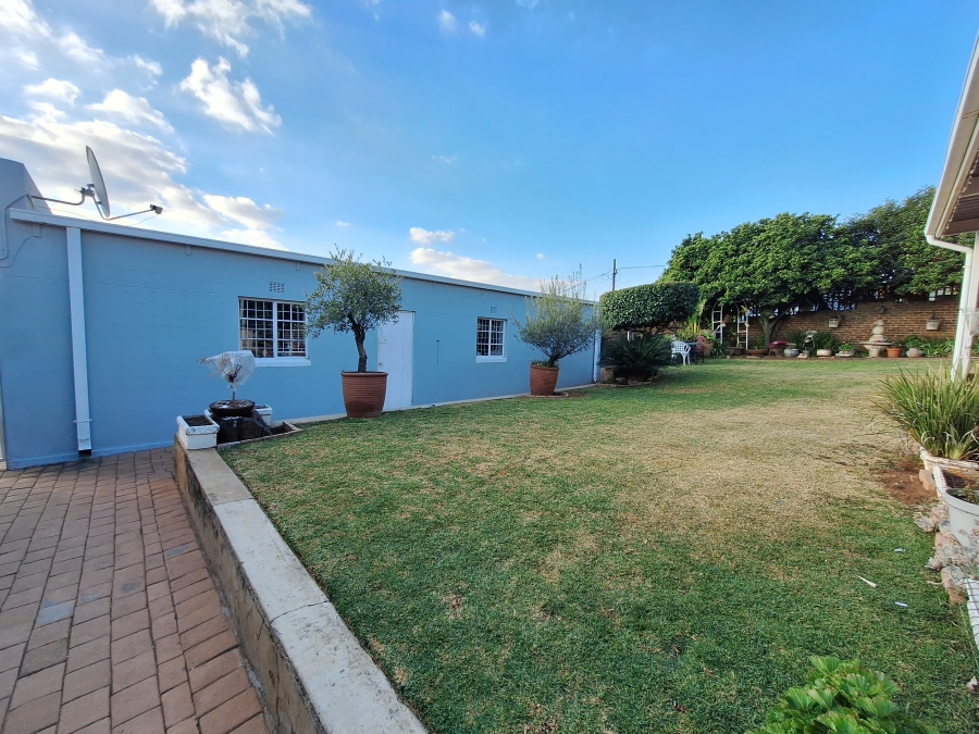 3 Bedroom Property for Sale in Monument Gauteng