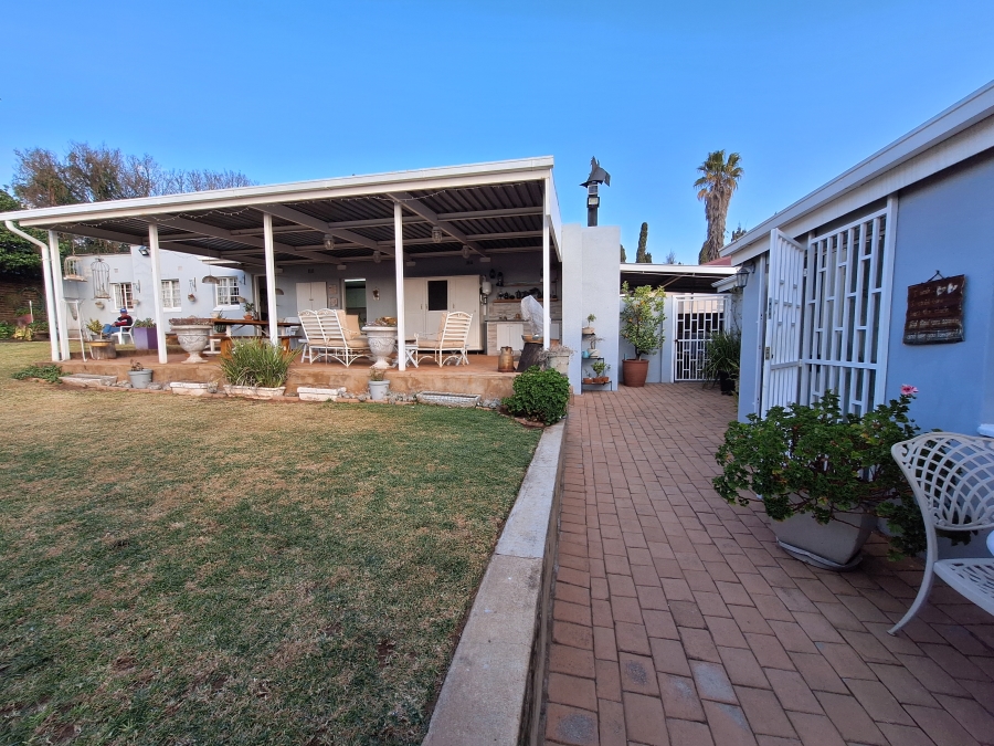 3 Bedroom Property for Sale in Monument Gauteng