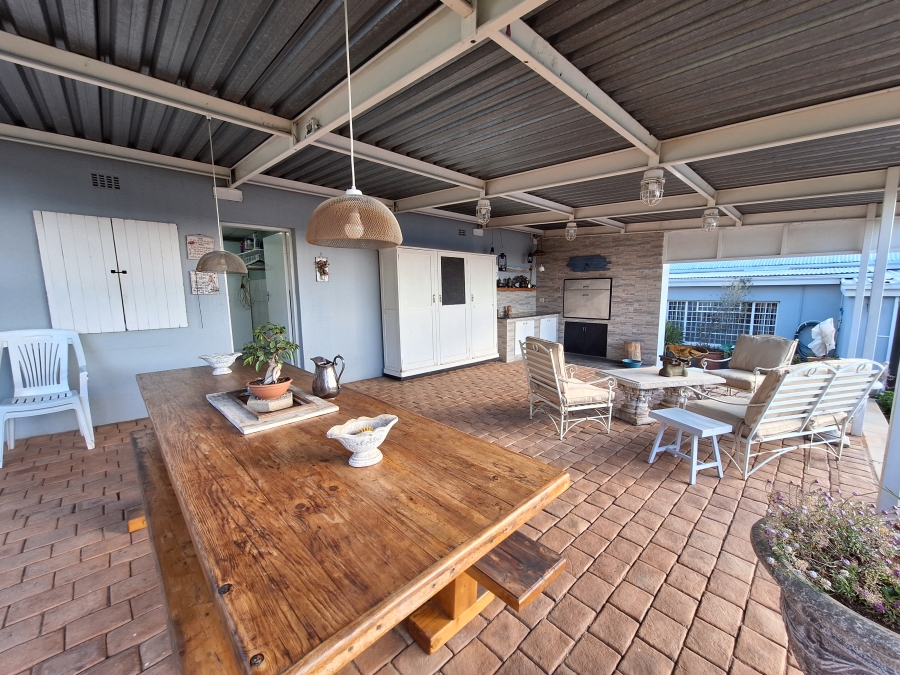 3 Bedroom Property for Sale in Monument Gauteng