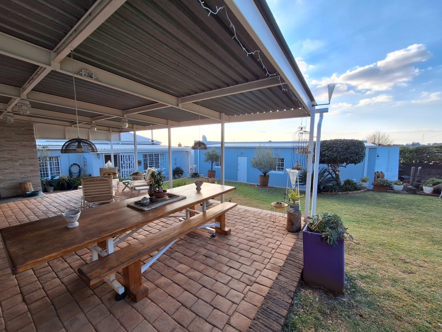 3 Bedroom Property for Sale in Monument Gauteng