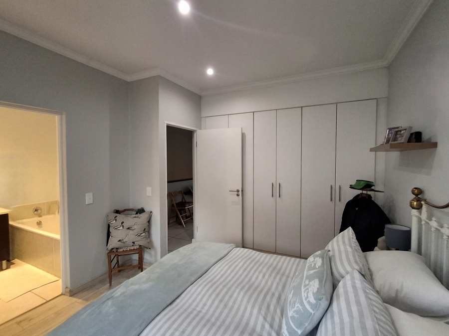 2 Bedroom Property for Sale in Craighall Park Gauteng