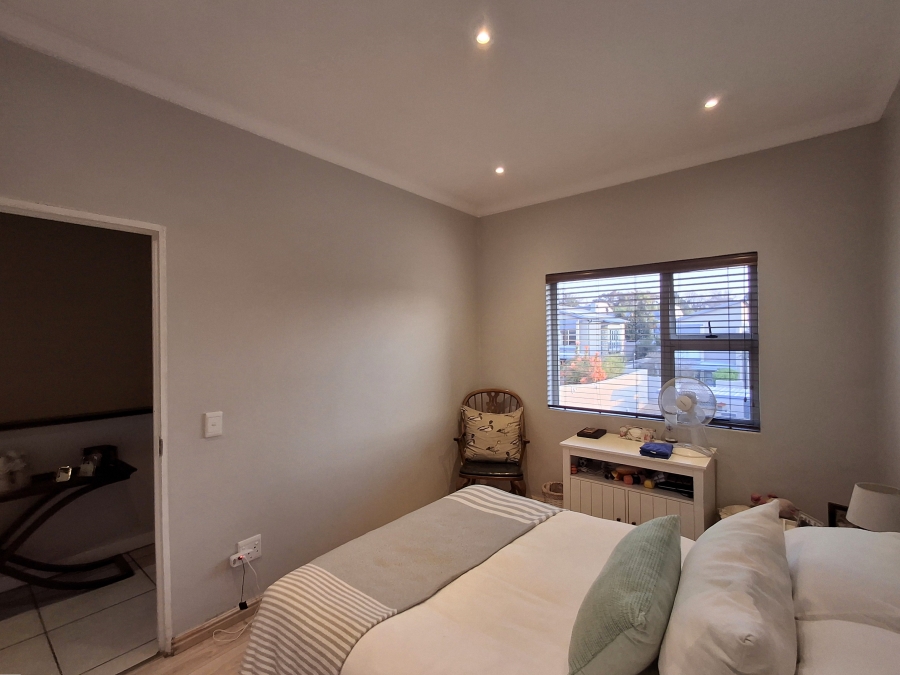 2 Bedroom Property for Sale in Craighall Park Gauteng