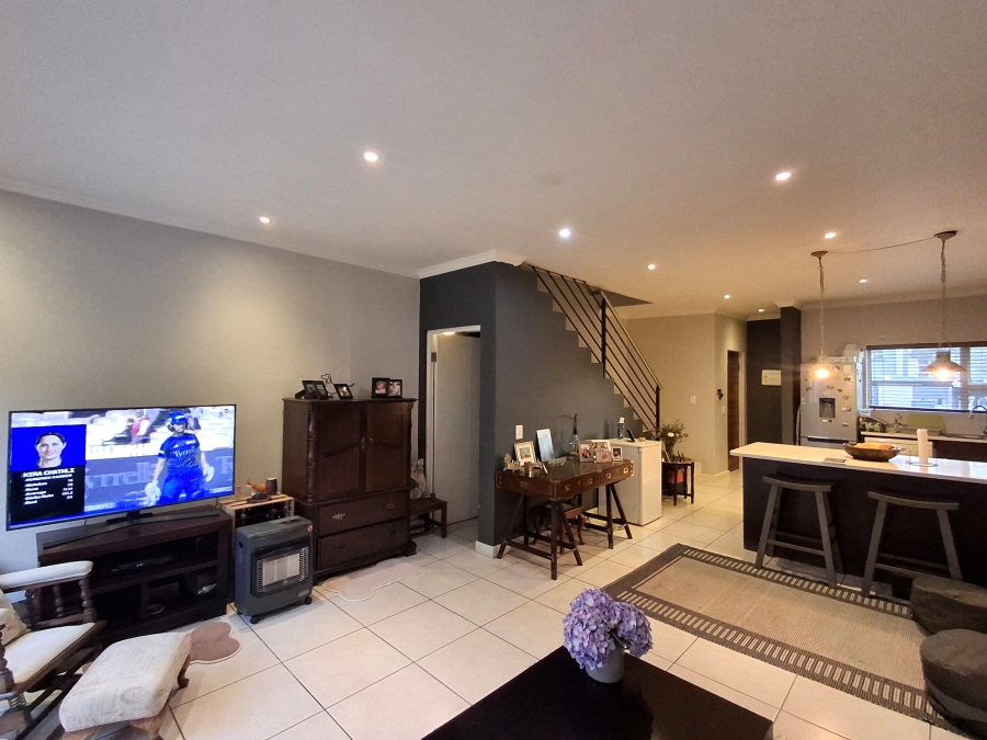 2 Bedroom Property for Sale in Craighall Park Gauteng