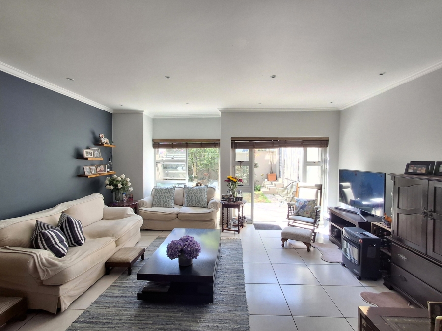 2 Bedroom Property for Sale in Craighall Park Gauteng