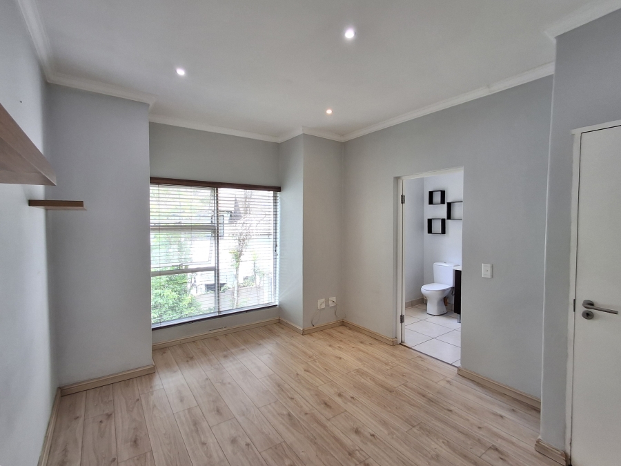 2 Bedroom Property for Sale in Craighall Park Gauteng