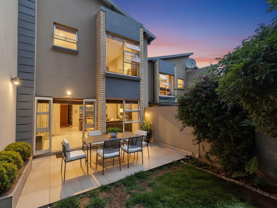 2 Bedroom Property for Sale in Craighall Park Gauteng