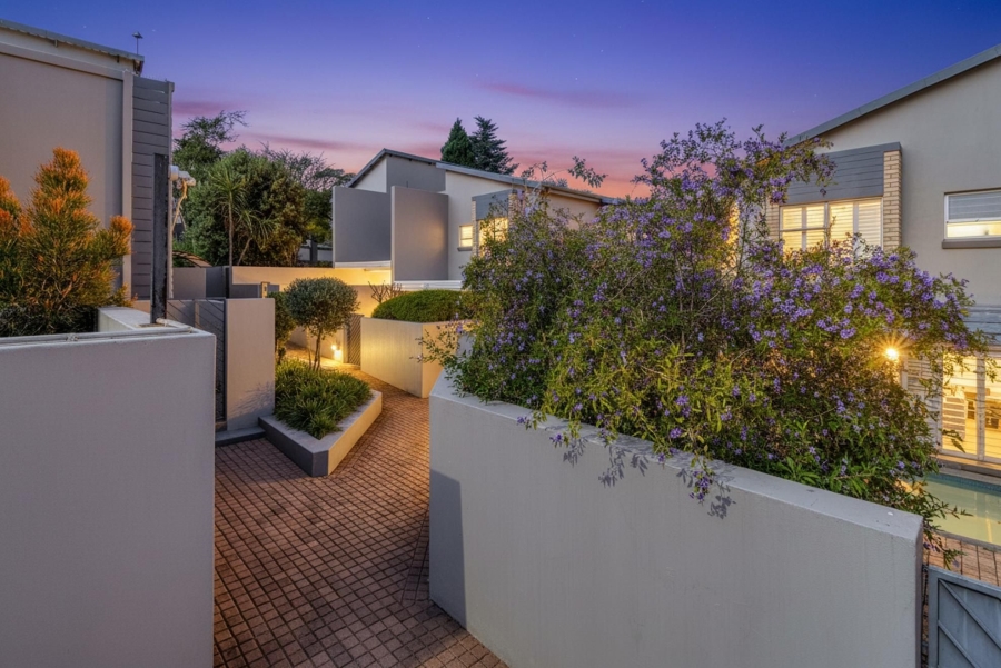 2 Bedroom Property for Sale in Craighall Park Gauteng