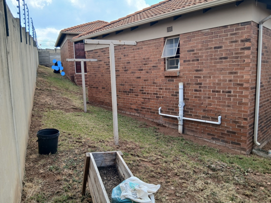 3 Bedroom Property for Sale in Thatch Hill Estate Gauteng