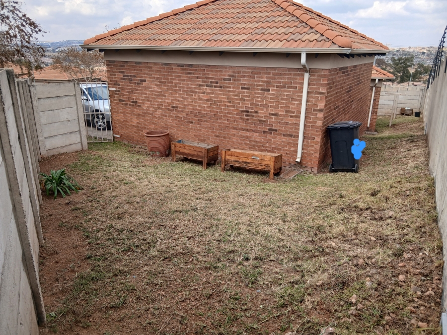 3 Bedroom Property for Sale in Thatch Hill Estate Gauteng