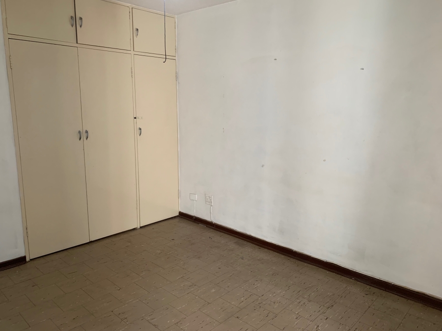2 Bedroom Property for Sale in Weavind Park Gauteng