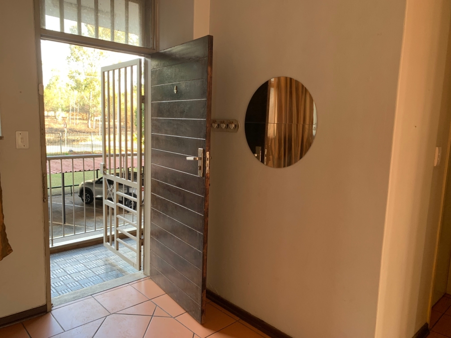2 Bedroom Property for Sale in Weavind Park Gauteng