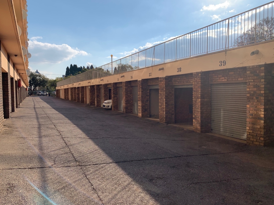 2 Bedroom Property for Sale in Weavind Park Gauteng