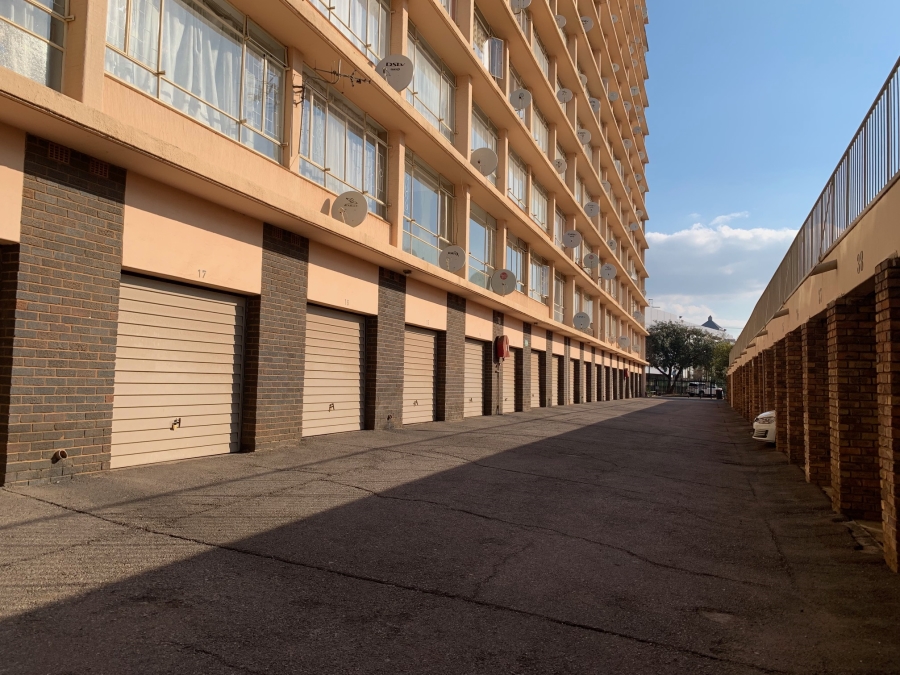 2 Bedroom Property for Sale in Weavind Park Gauteng